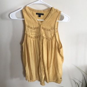 American Eagle Short Sleeve